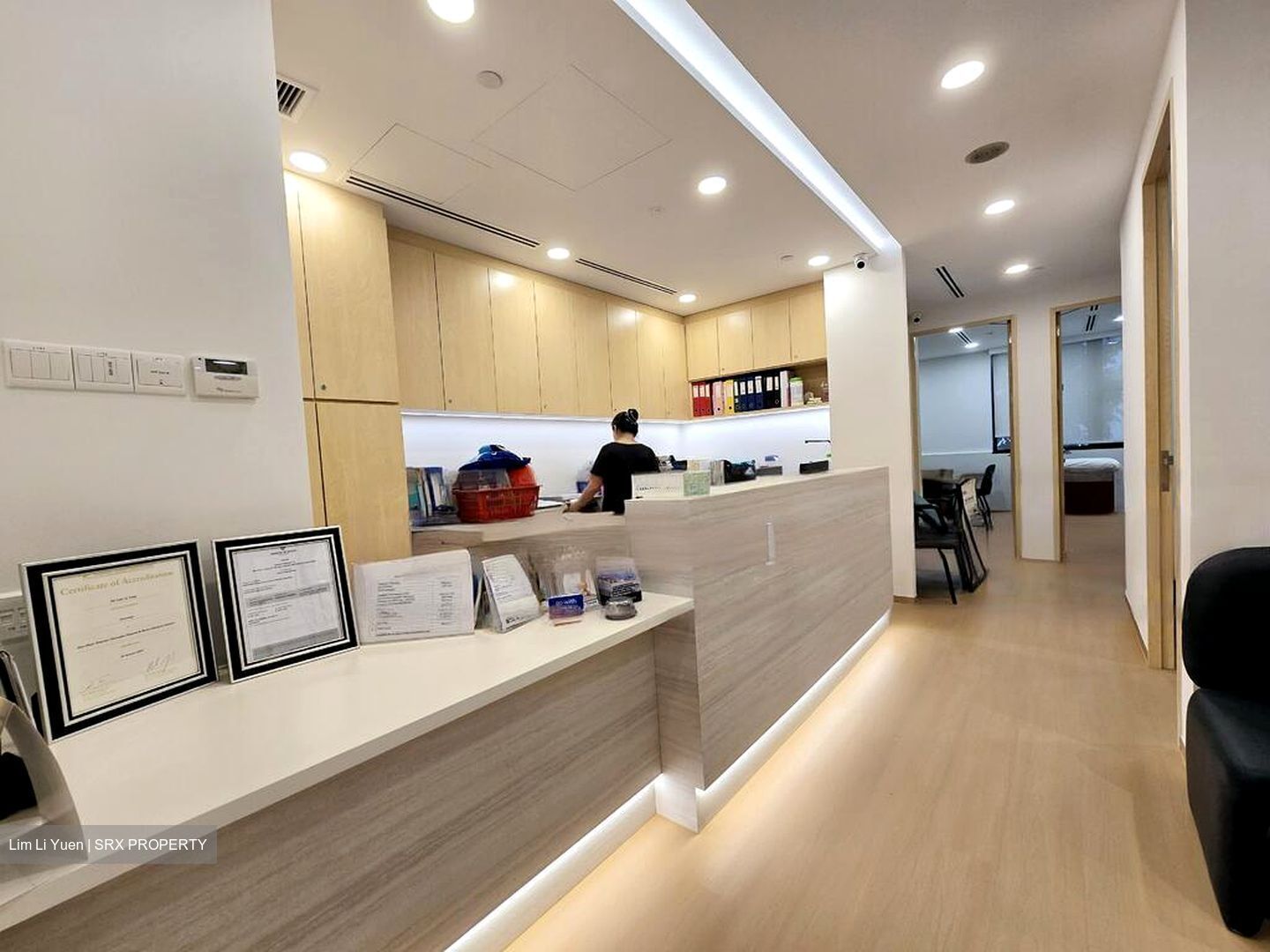 Gleneagles Hospital (D10), Retail #469051431
